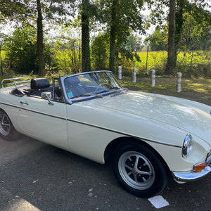 1972 MGB roadster claire