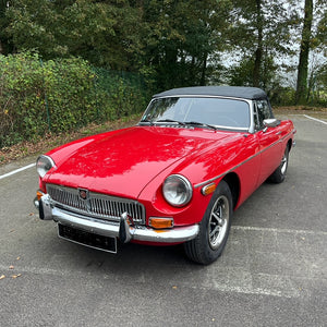 1974 MGB cabriolet rouge overdrive